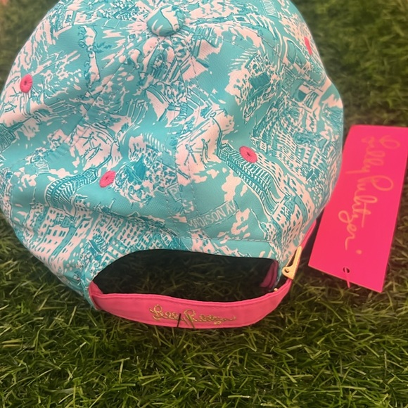 NWT Lilly Pulitzer ‘Lilly Loves NYC’ Run Around Hat - Picture 3 of 5
